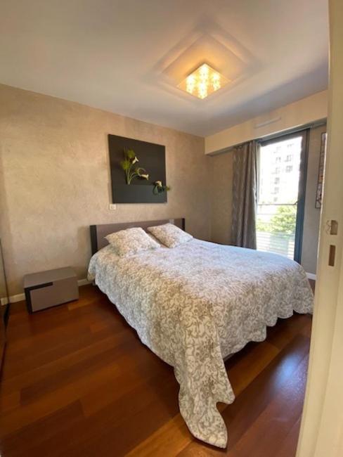 Carlton Riviera